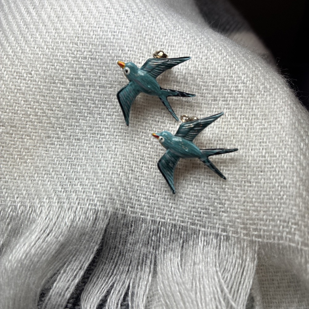Vintage Hand Painted Small Flying Blue Bird Brooches 1 Inch Each